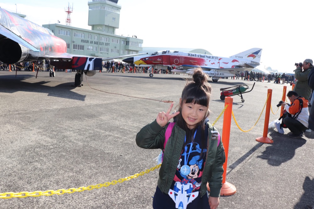 Canon EOS Kiss X9i ダブルズームキット☆大好きな飛行機の前で♪