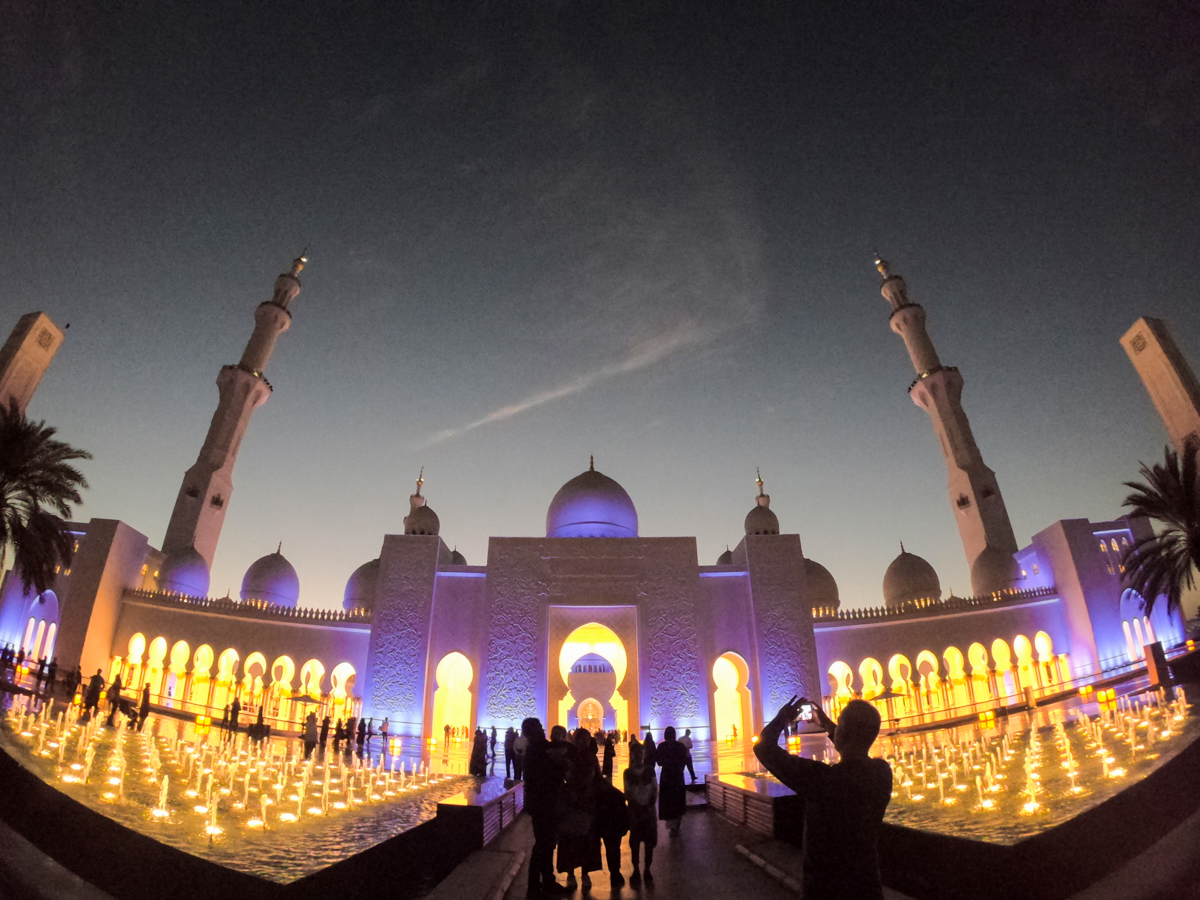 GoPro Hero7 初心者セットで撮影♪アブダビ・夜のシェイク・ザーイド・モスク